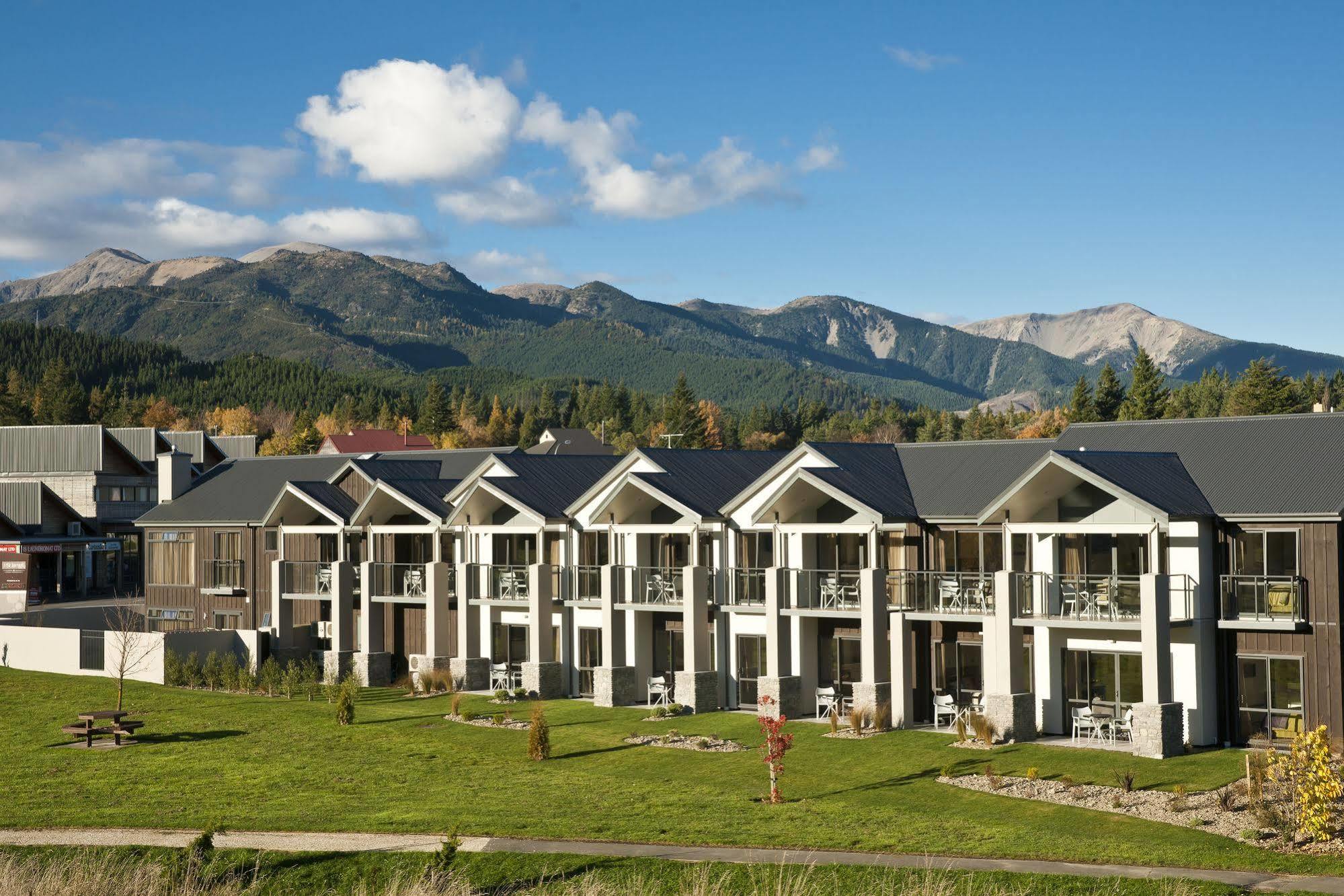 The St James Premium Accommodation Hanmer Springs Eksteriør bilde